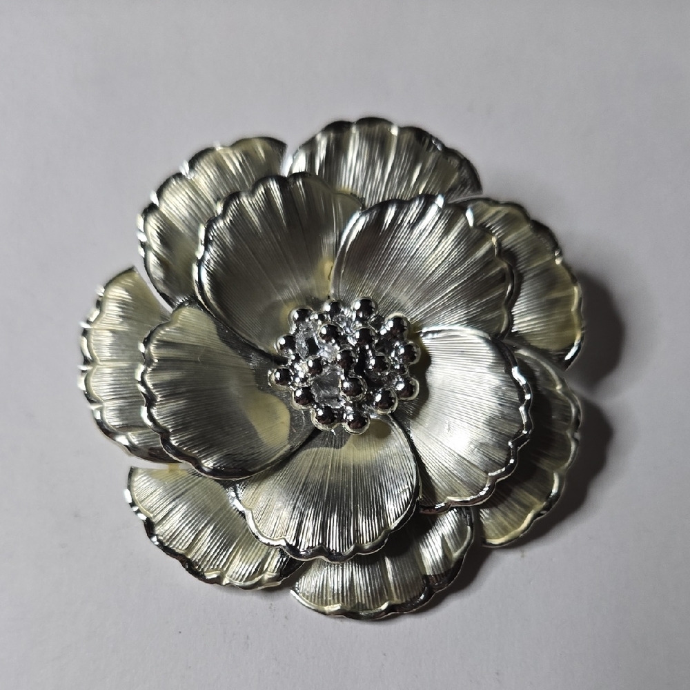 Silver Floral Brooch